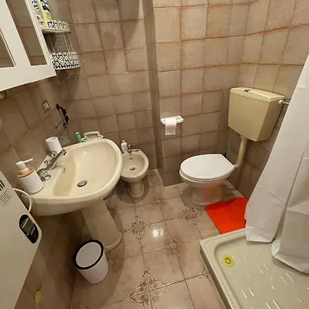 Accogliente A Due Passi Dal Mare Apartamento