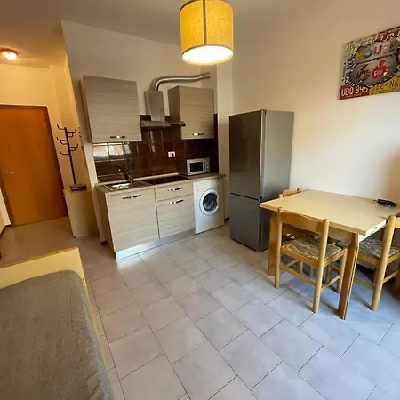 Accogliente A Due Passi Dal Mare Apartamento